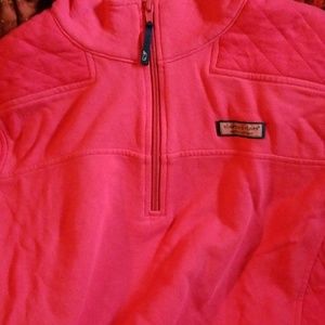 Vineyard vines quilted shoulder and arms pullover